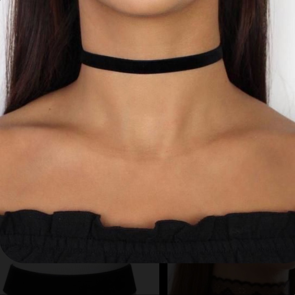 Velvet Classic Choker necklace